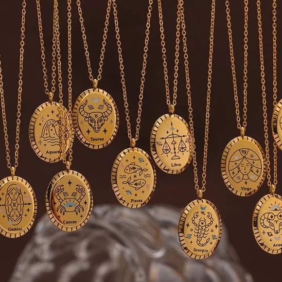 ♍️ 18K Gold plated zodiac sign Virgo necklace - Picture 2 of 5